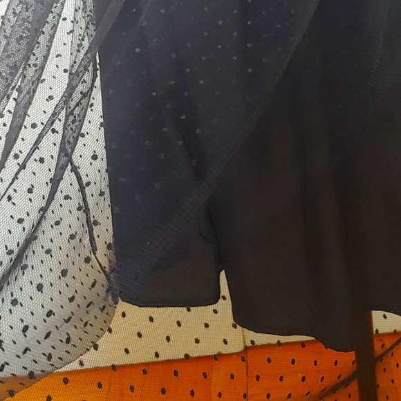 F21 2x polka dot overlay skirt